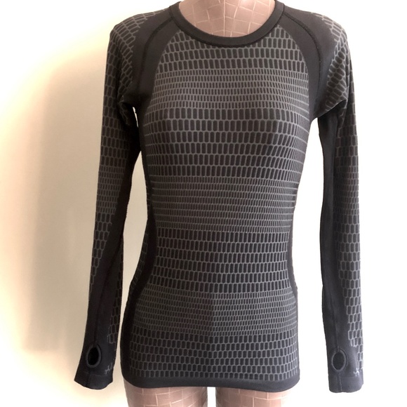 LULULEMON  Top - Picture 1 of 8